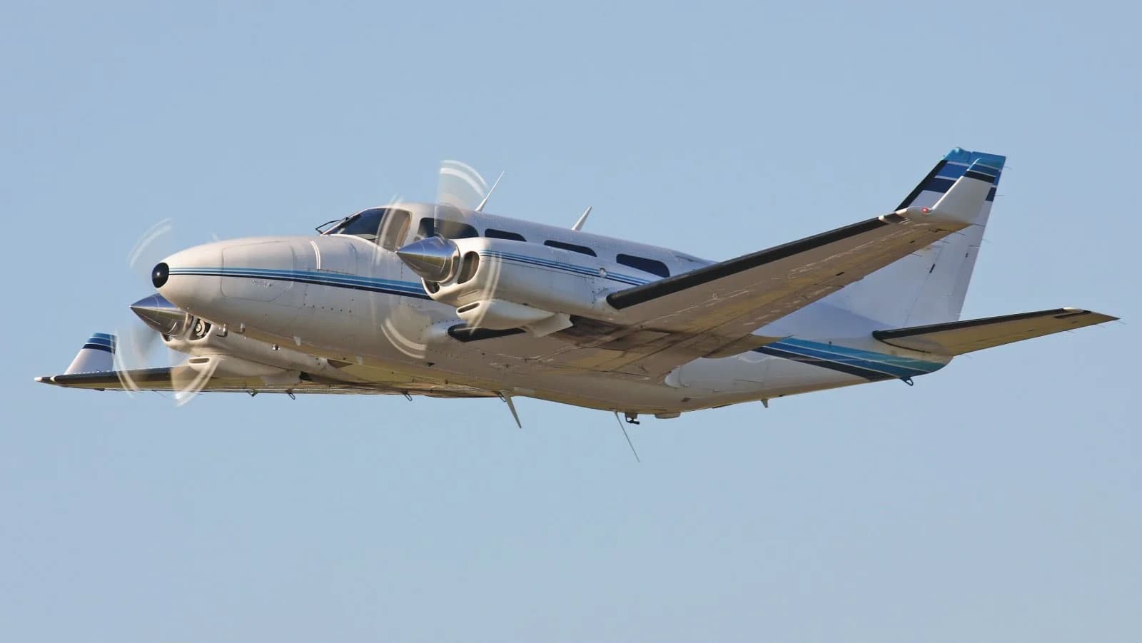 Image of Piper Navajo PA 31 Cheyenne Chieftain